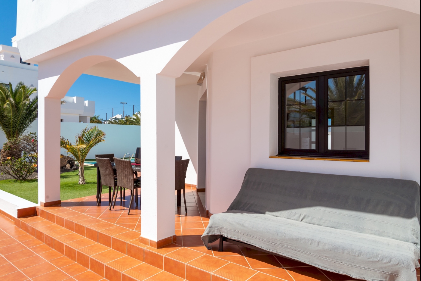 Belle et lumineuse villa avec piscine à Corralejo