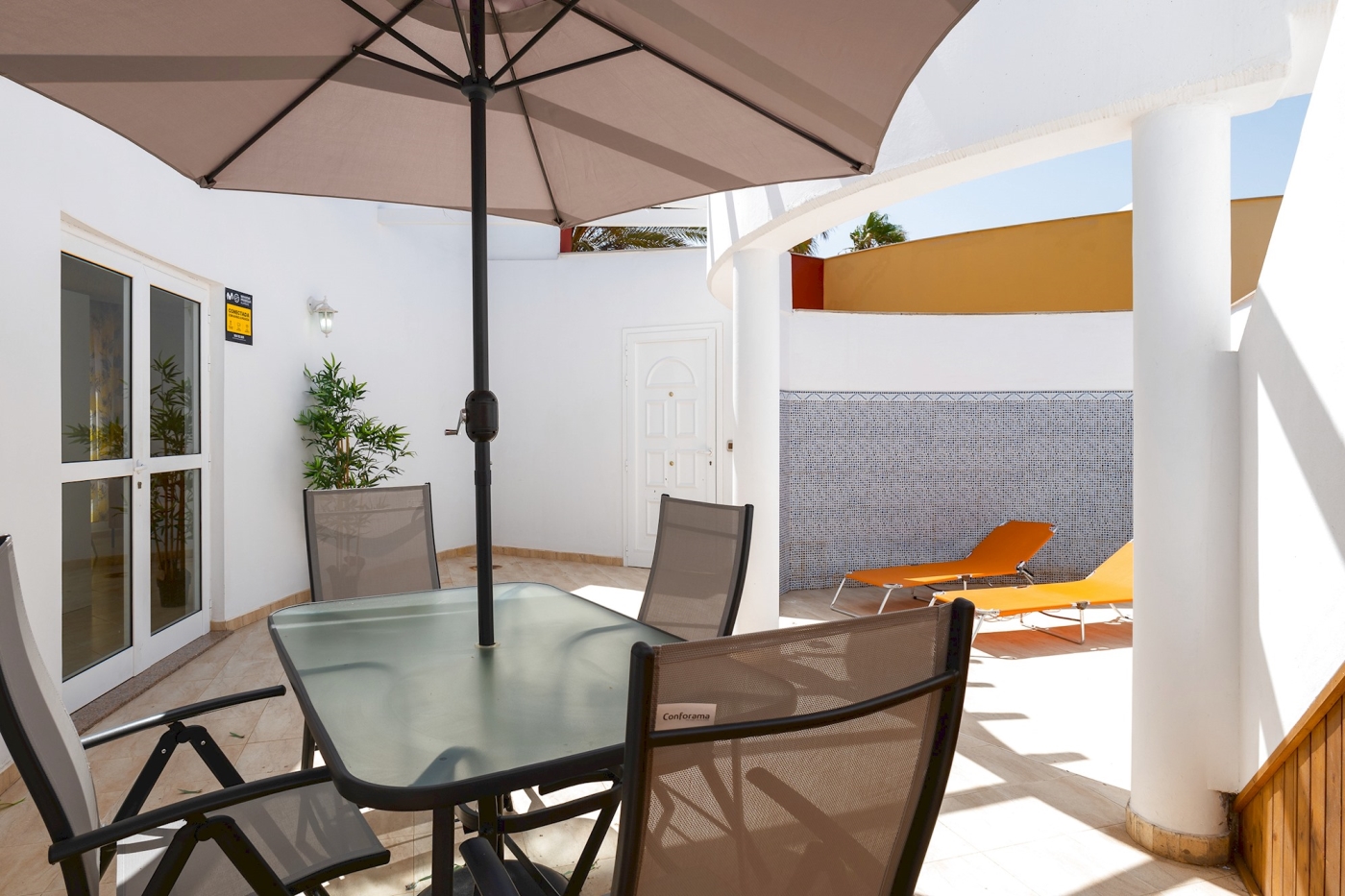 Apartment with patio and terrace in Corralejo