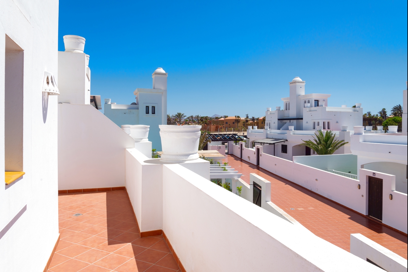 Beautiful and bright villa with swimming pool in Corralejo