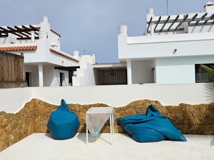 Villa Antida – Schöne Villa mit Pool und in der Nähe eines Einkaufszentrums in Corralejo